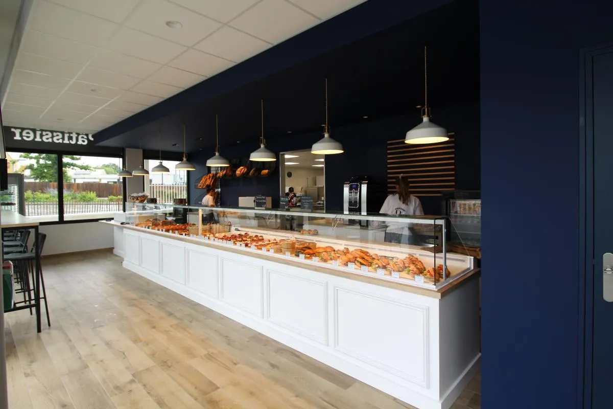 Agencement BOULANGERIE Pascal PERRUDIN - NOYAL CHATILLON SUR SEICHE (35)